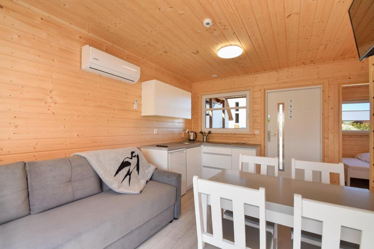 Lodge Domki Letniskowe Sarbinowska Jaskolka Sarbinowo